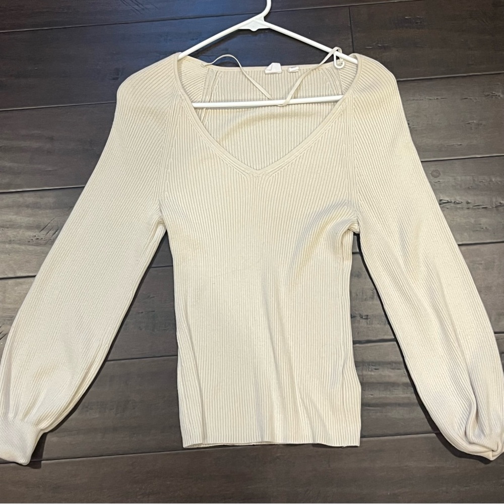 GAP Ribbed V-Neck Sweater